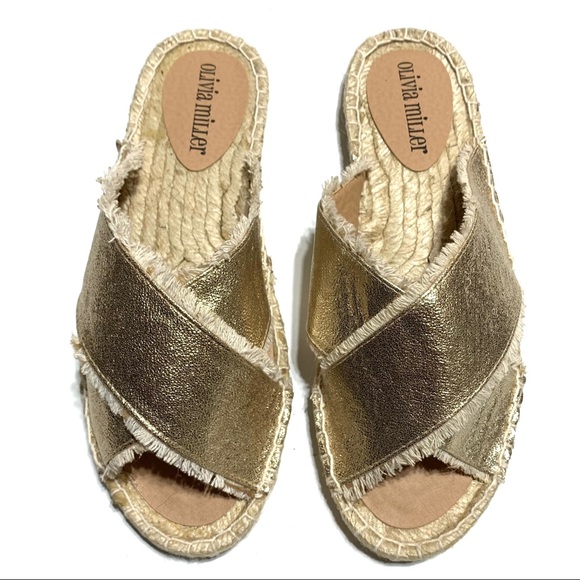 Olivia Miller Gold Slip On Espadrilles Size 6 NWT - Picture 2 of 7